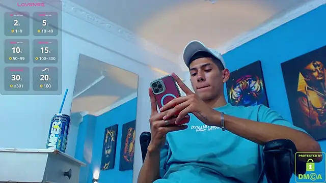 Snapshot of Valerio_20 chatting on January 15, 8:16 pm Valerio 20 online show from January 15, 8:16 pm