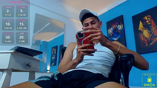 Snapshot of Valerio_20 chatting on January 29, 11:25 pm Valerio 20 online show from January 29, 11:25 pm