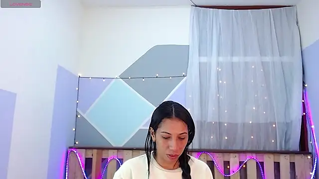 Lina10 online show from February 18, 7:09 pm