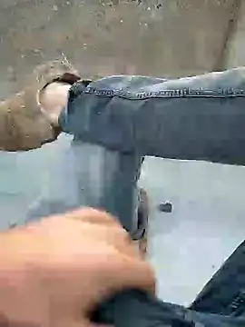 Snapshot of murokkk31 chatting on December 25, 2:13 pm murokkk31 online show from December 25, 2:13 pm