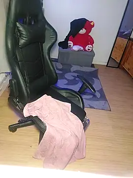 Snapshot of uniquechina69 chatting on January 27, 4:41 am uniquechina69 online show from January 27, 4:41 am