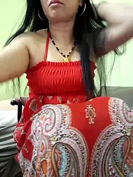 Snapshot of Hangem111 chatting on December 4, 12:53 am Hangem111 online show from December 4, 12:53 am