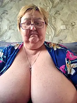 Awn290668 online show from April 4, 11:51 am