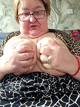 Awn290668 online show from April 17, 5:32 am