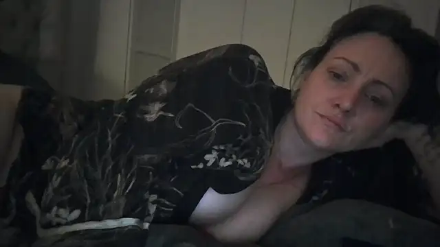 Snapshot of Swanstar chatting on November 15, 7:32 pm Swanstar online show from November 15, 7:32 pm