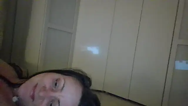 Snapshot of Swanstar chatting on November 20, 10:09 pm Swanstar online show from November 20, 10:09 pm