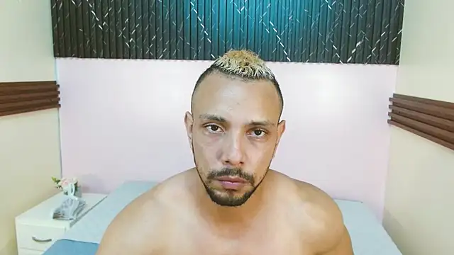 Thiago Summers online show from February 6, 4:32 pm