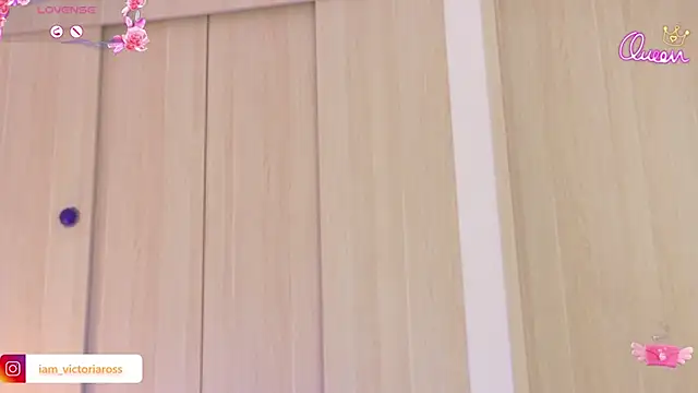 VictoriaRoss1 online show from March 13, 3:57 am