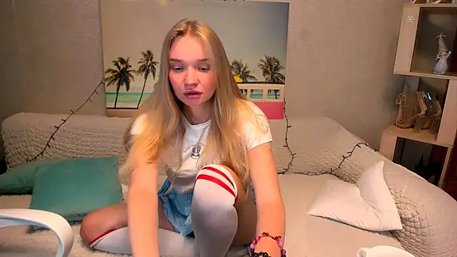 BoysLoveBlondee online show from December 18, 7:41 pm