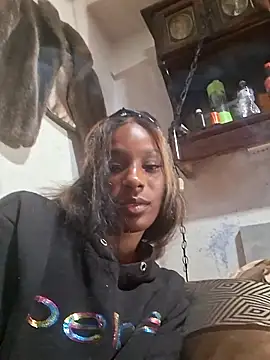 baebaebaddazz23 online show from April 20, 6:16 am