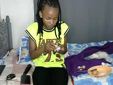 pretty betty online show from February 15, 4:34 pm