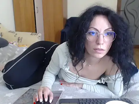 Emmatoo online show from February 27, 12:38 pm