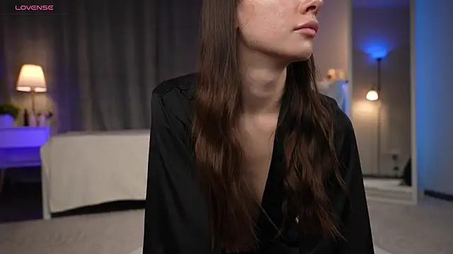 Snapshot of Amely_Young chatting on November 21, 1:48 am Amely Young online show from November 21, 1:48 am