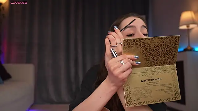 Amely Young online show from April 22, 3:09 am