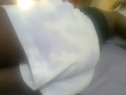 Pretty ellahh online show from March 20, 8:35 pm