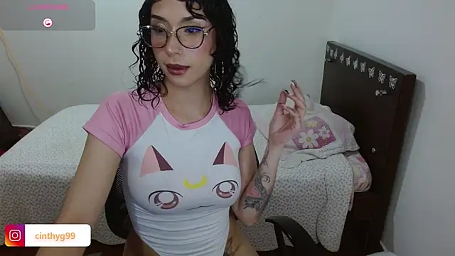 Snapshot of Cinthya-Gomez6 chatting on July 1, 10:20 pm Cinthya-Gomez6 online show from July 1, 10:20 pm