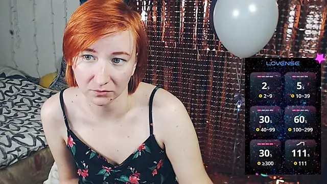 Snapshot of licentia__poetica chatting on February 21, 8:38 pm licentia poetica online show from February 21, 8:38 pm