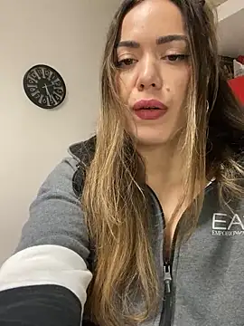 EvaLoReCouple online show from December 23, 4:28 pm