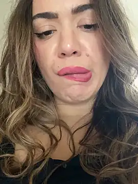 EvaLoReCouple online show from January 2, 12:35 pm