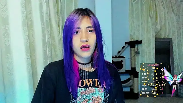 linnie  online show from December 2, 6:41 am