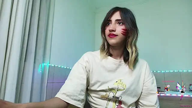 linnie  online show from September 19, 6:59 am