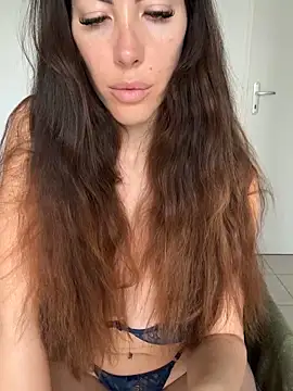 Eyline online show from February 19, 2:44 pm