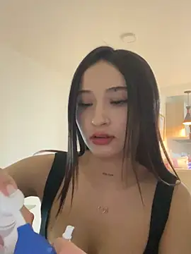 Snapshot of Angeeel_ chatting on January 22, 3:52 am Angeeel online show from January 22, 3:52 am