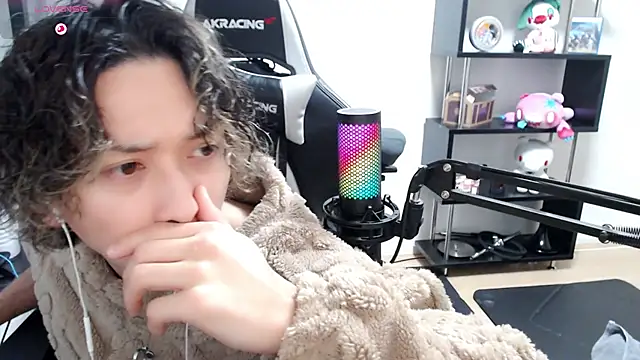 Shizukuu online show from March 15, 3:27 pm