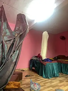 Snapshot of Hellen_111 chatting on December 10, 1:00 am Hellen 111 online show from December 10, 1:00 am