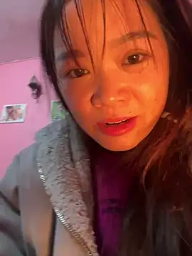 Snapshot of Hellen_111 chatting on January 10, 9:02 am Hellen 111 online show from January 10, 9:02 am