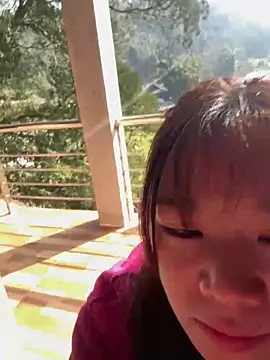 Snapshot of Hellen_111 chatting on March 4, 2:06 am Hellen 111 online show from March 4, 2:06 am