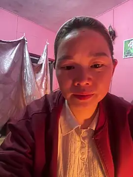 Snapshot of Hellen_111 chatting on March 4, 2:53 pm Hellen 111 online show from March 4, 2:53 pm