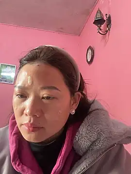 Snapshot of Hellen_111 chatting on March 12, 6:18 am Hellen 111 online show from March 12, 6:18 am