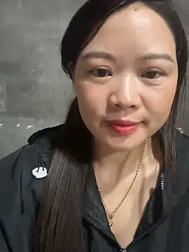 Snapshot of Hellen_111 chatting on October 5, 12:36 pm Hellen 111 online show from October 5, 12:36 pm