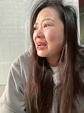 Snapshot of Hellen_111 chatting on October 31, 2:34 am Hellen 111 online show from October 31, 2:34 am