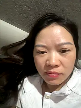 Snapshot of Hellen_111 chatting on November 2, 11:51 pm Hellen 111 online show from November 2, 11:51 pm