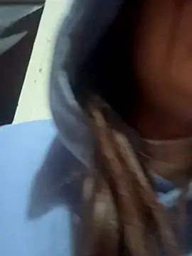 Snapshot of Hellen_111 chatting on December 5, 9:18 am Hellen 111 online show from December 5, 9:18 am