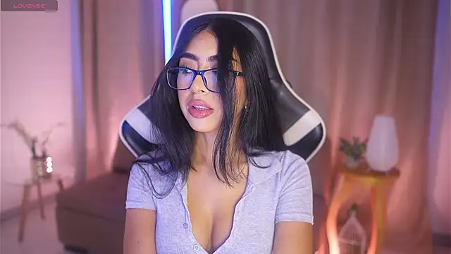 Sara albrecht online show from January 17, 12:42 pm