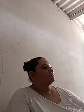 tetasgrandes karol online show from April 1, 4:59 pm