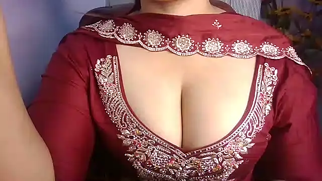 KhwahisHH online show from November 2, 4:31 pm