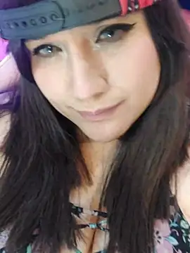 ItsNaiixa online show from February 16, 7:27 pm