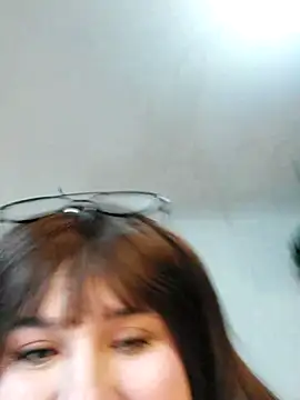 ItsNaiixa online show from October 12, 8:19 pm