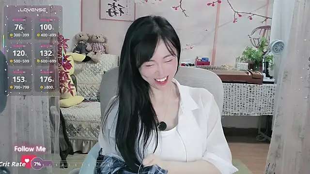 Lisa-s online show from October 12, 1:43 pm