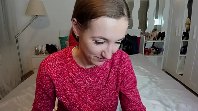 KateRedgar online show from February 6, 3:31 pm