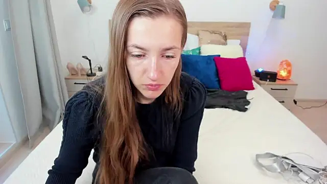 KateRedgar online show from September 28, 1:27 pm