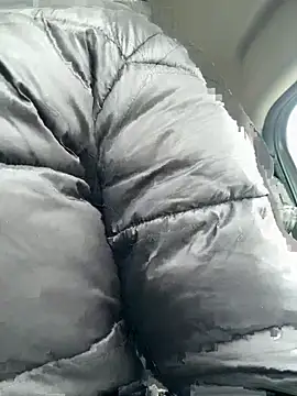 KateRedgar online show from March 12, 9:15 am