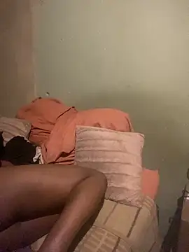 Moorella1 online show from April 20, 7:59 pm