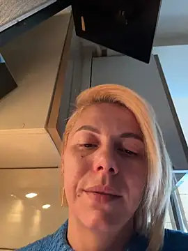 tanyagrey online show from February 2, 7:51 am