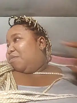 Snapshot of ZeeSexy-34 chatting on February 16, 7:38 pm ZeeSexy-34 online show from February 16, 7:38 pm