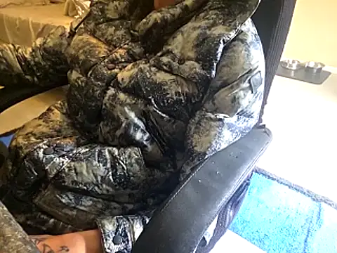 Migaruo online show from March 19, 3:05 pm